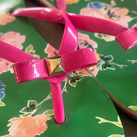 Kate Spade Floral Flip Flops Size 7 - Picture 4 of 4